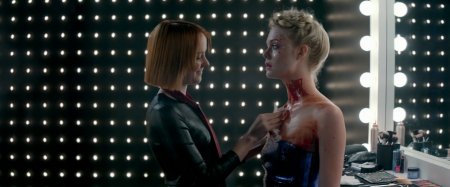 Неоновый демон (2016)