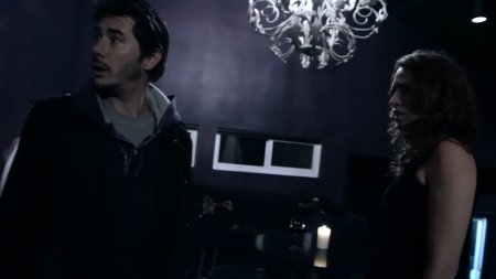 Он наблюдает (2016)