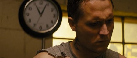 Дом напротив (2016)