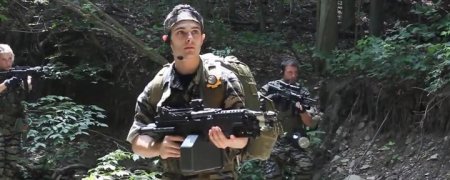 Больше чем служба (2016)